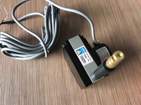 增量脈沖線性位移傳感器分辨率公式?