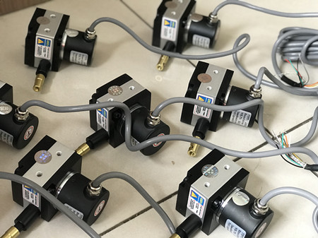 ���Kʽλ�ƾ��a�����x��ηN��̖�ϑ�(y��ng)ԓע���Ď��c(di��n)��  